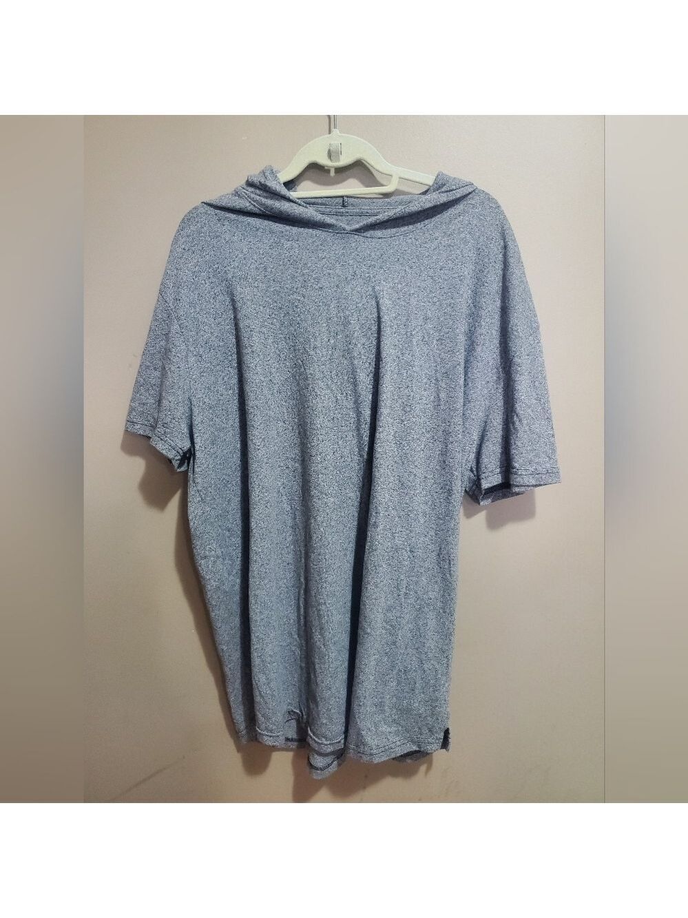 Unisex Heathered Gray Short Sleeve Hoodie Size 2XL